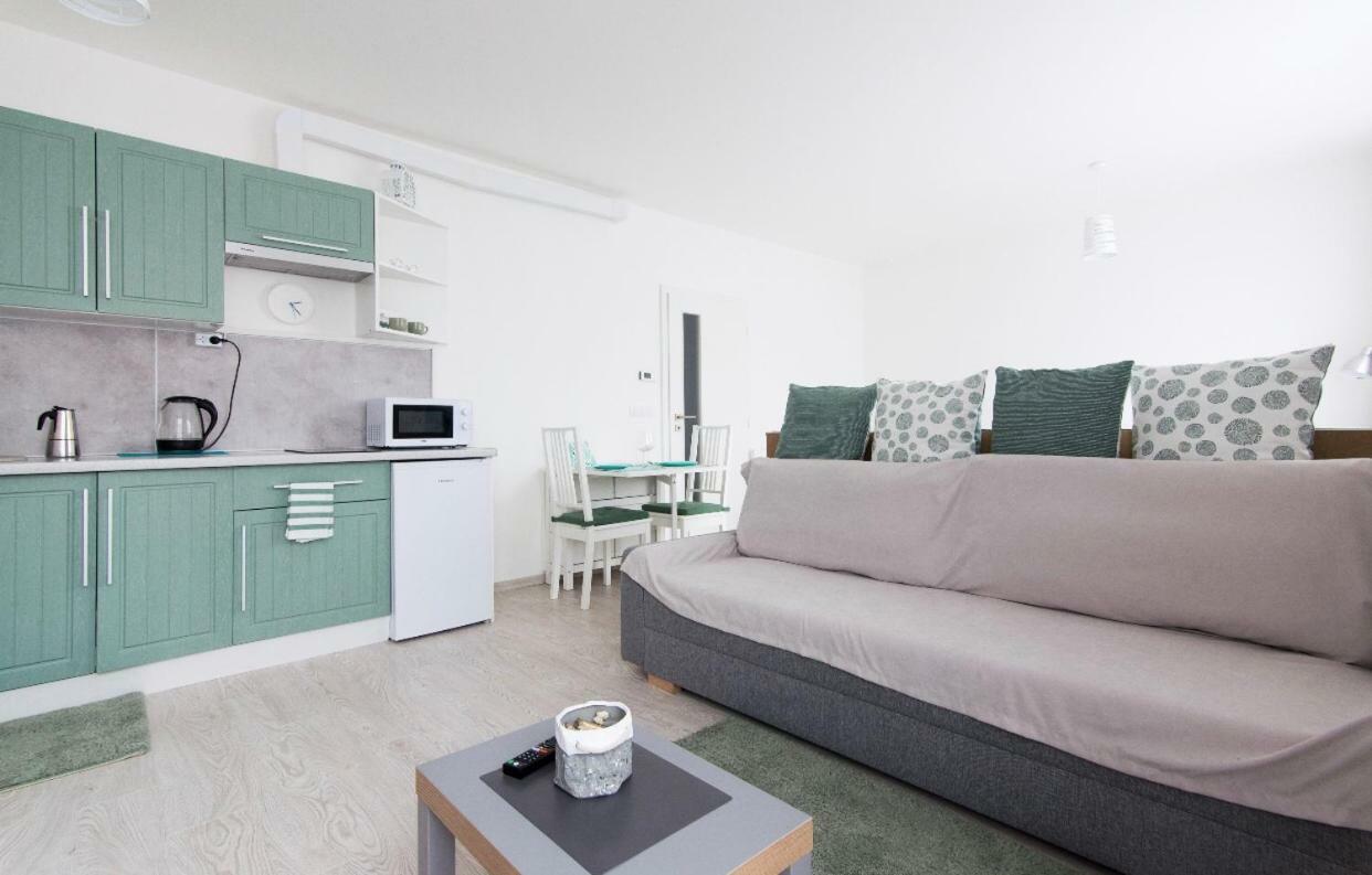 Free Parking In Garage Karolina Plazza, New Cosy Studio With All You Need Praha Eksteriør bilde