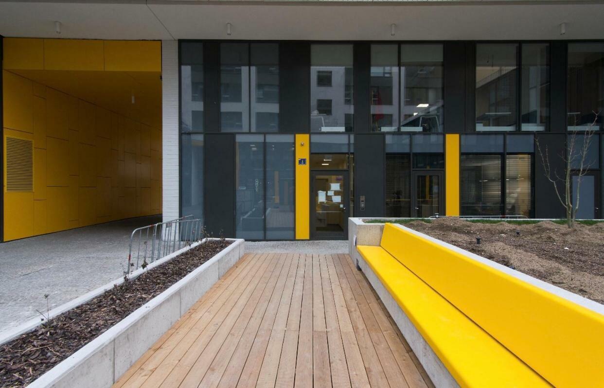 Free Parking In Garage Karolina Plazza, New Cosy Studio With All You Need Praha Eksteriør bilde